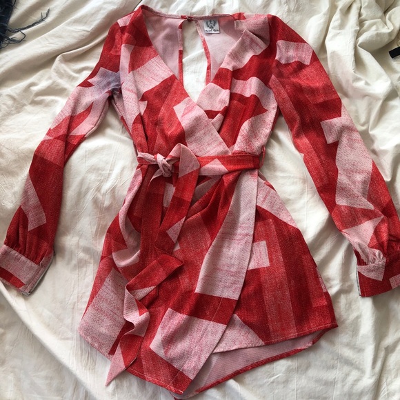 Red romper - Picture 2 of 2